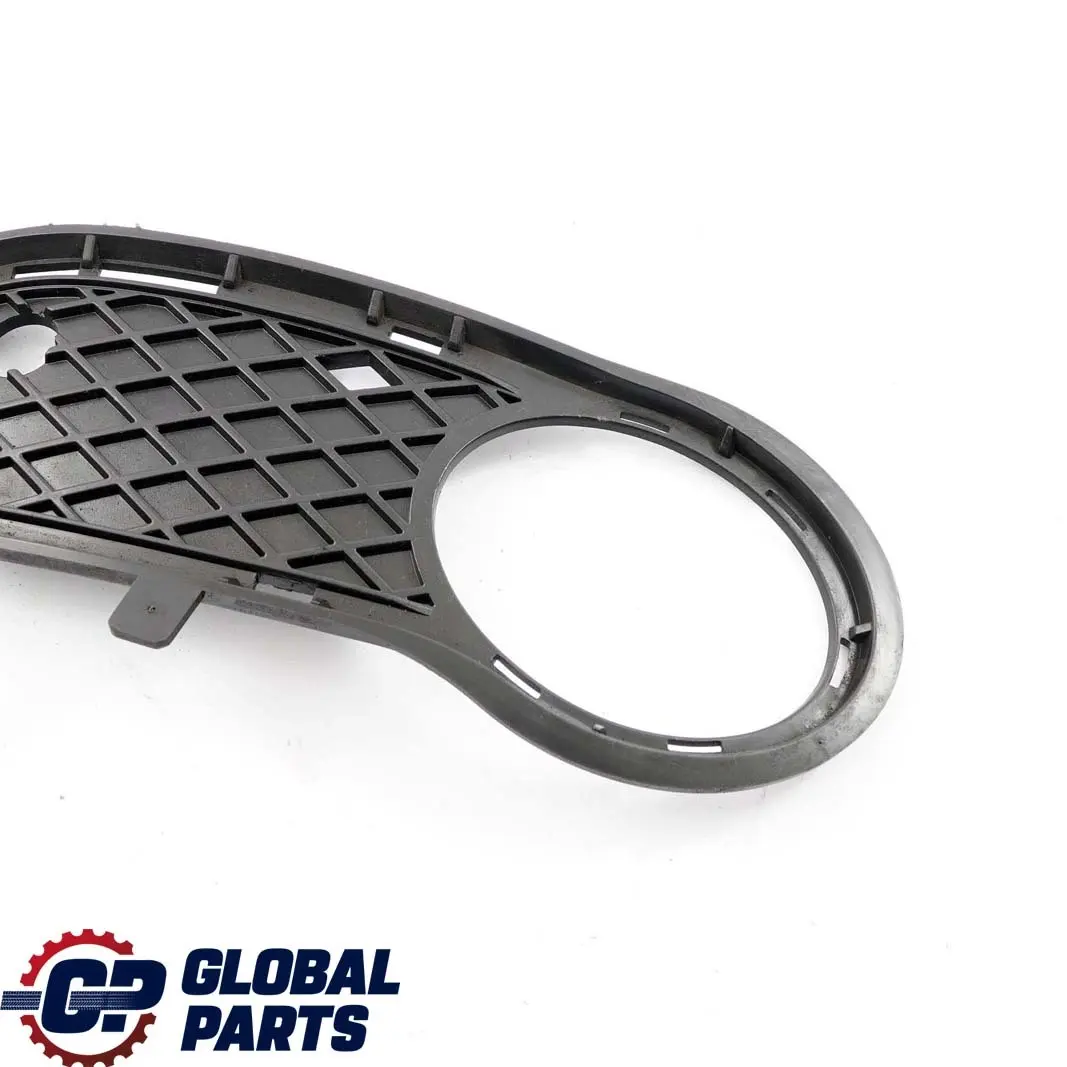 SportCoupe Paraurti anteriore sinistro N/S Griglia inferiore per Mercedes CL203 W203 con numero di parte A2038850923 Mercedes CL203 W203 SportCoupe Paraurti anteriore sinistro N/S Griglia inferiore - SKU A2038850923 - Numero di parte A2038850923