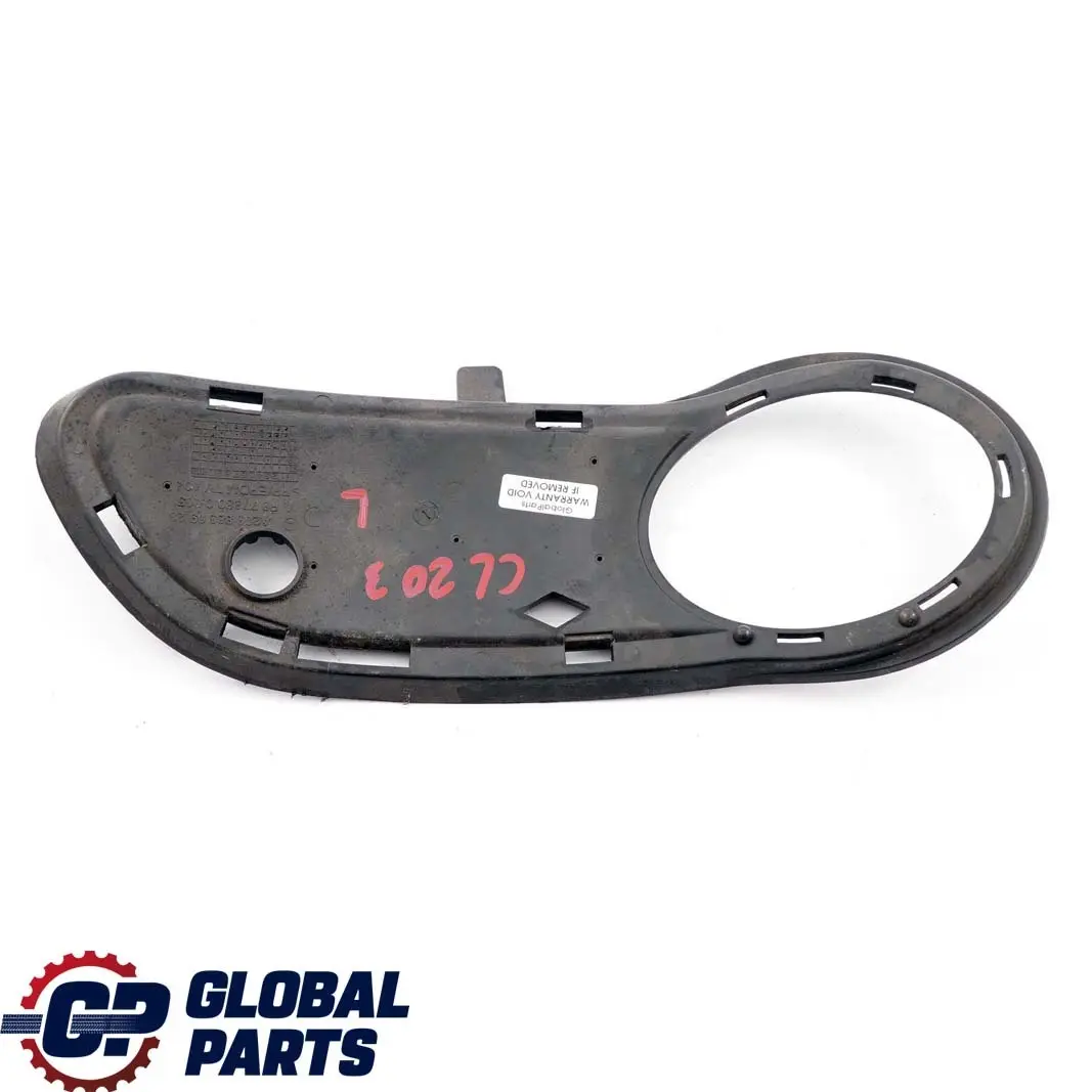 SportCoupe Paraurti anteriore sinistro N/S Griglia inferiore per Mercedes CL203 W203 con numero di parte A2038850923 Mercedes CL203 W203 SportCoupe Paraurti anteriore sinistro N/S Griglia inferiore - SKU A2038850923 - Numero di parte A2038850923