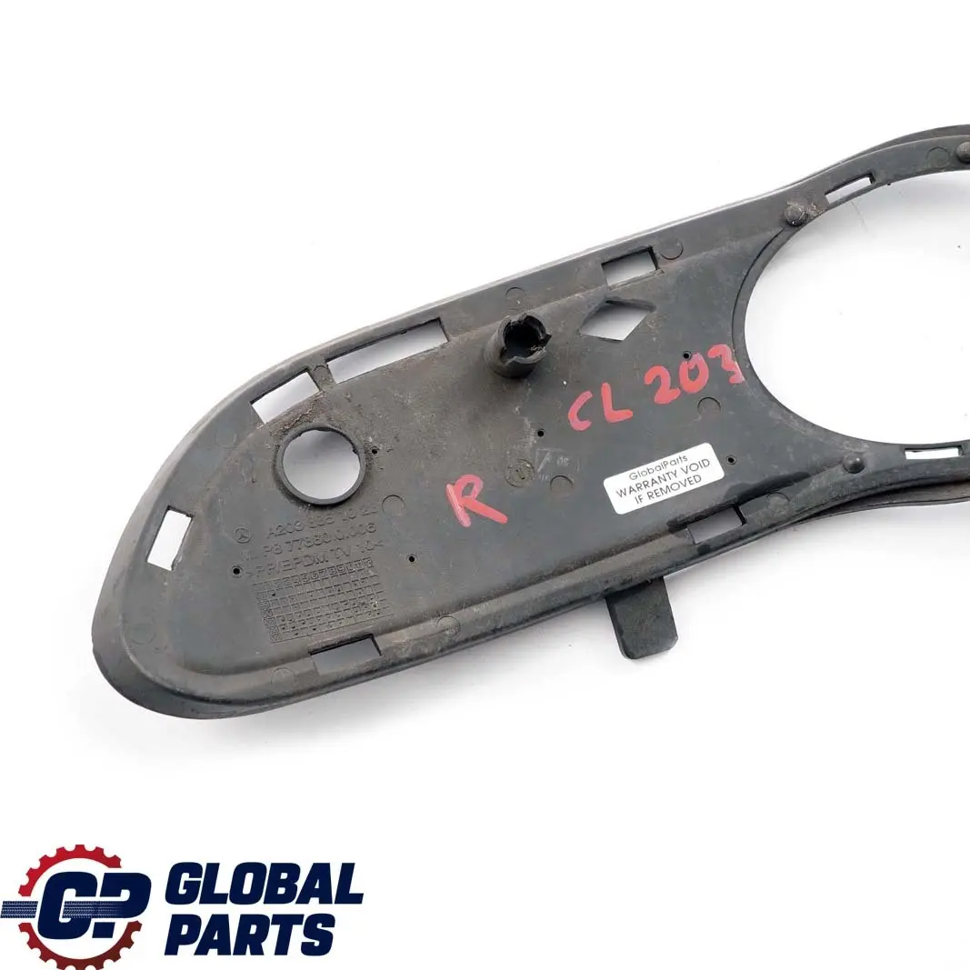 SportCoupe Paraurti anteriore destro O/S Griglia inferiore per Mercedes CL203 W203 con numero di parte A2038851023 Mercedes CL203 W203 SportCoupe Paraurti anteriore destro O/S Griglia inferiore - SKU A2038851023 - Numero di parte A2038851023