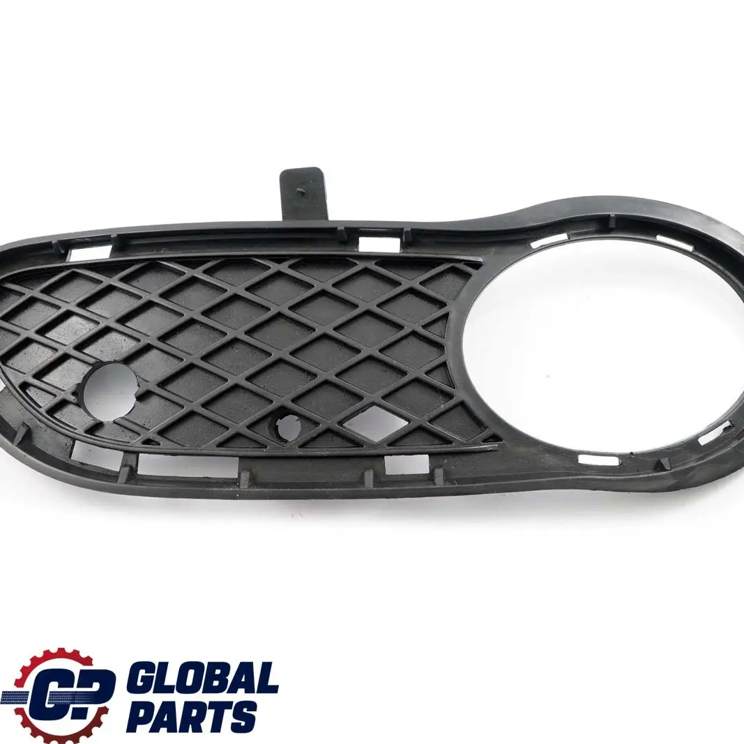 SportCoupe Parachoques delantero derecho Rejilla inferior para Mercedes CL203 W203 con número de pieza A2038851023 Mercedes CL203 W203 SportCoupe Parachoques delantero derecho Rejilla inferior - SKU A2038851023 - Número de pieza A2038851023