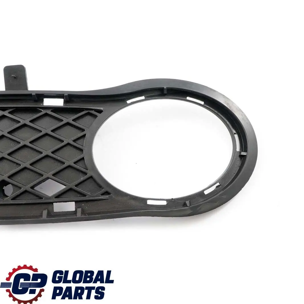 SportCoupe Parachoques delantero derecho Rejilla inferior para Mercedes CL203 W203 con número de pieza A2038851023 Mercedes CL203 W203 SportCoupe Parachoques delantero derecho Rejilla inferior - SKU A2038851023 - Número de pieza A2038851023
