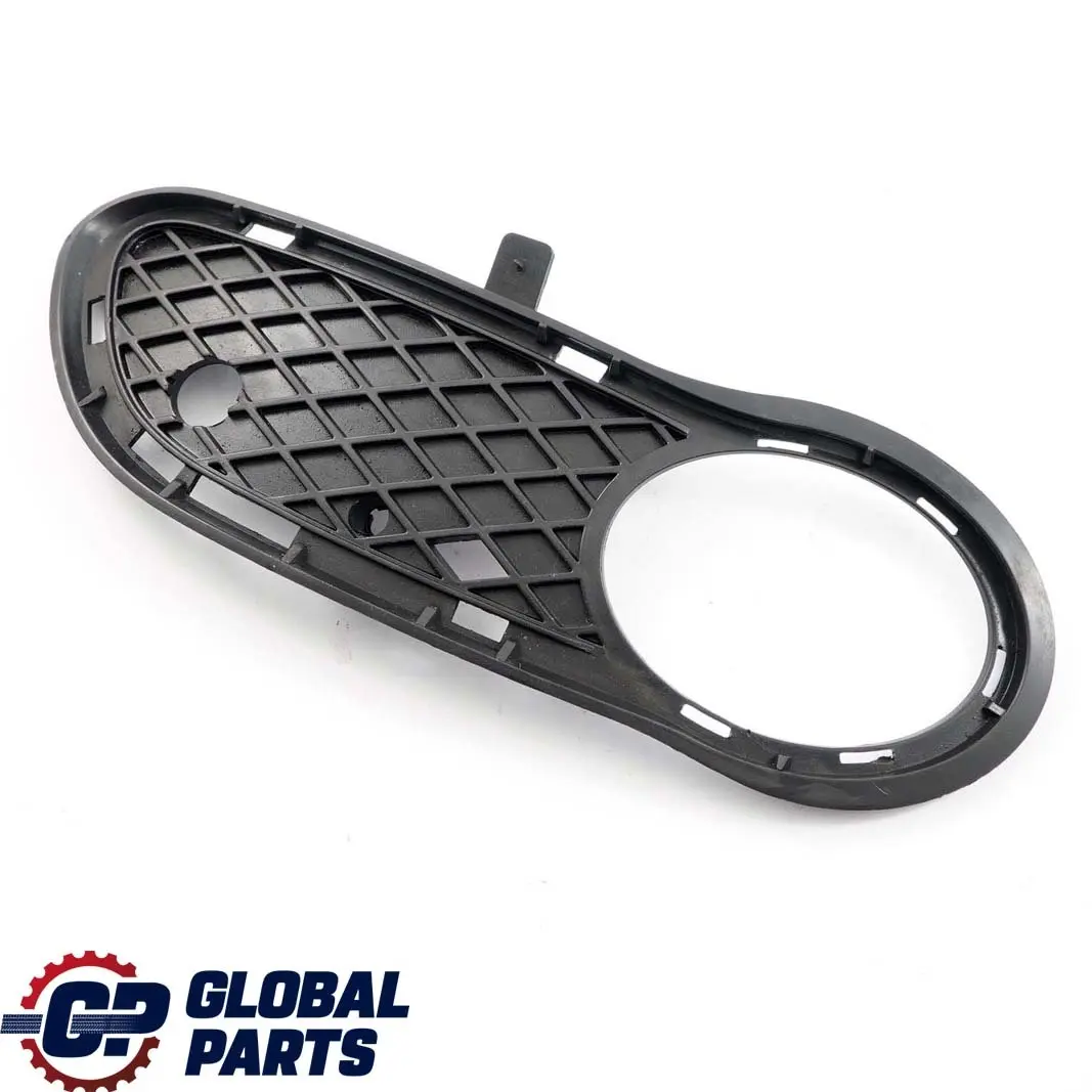 SportCoupe Paraurti anteriore destro O/S Griglia inferiore per Mercedes CL203 W203 con numero di parte A2038851023 Mercedes CL203 W203 SportCoupe Paraurti anteriore destro O/S Griglia inferiore - SKU A2038851023 - Numero di parte A2038851023