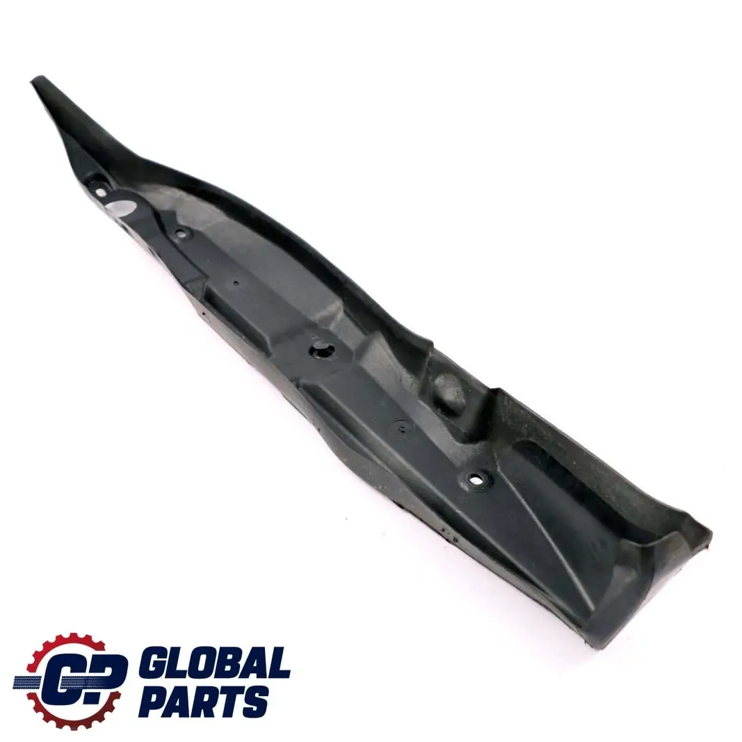 Mercedes W203 Guardabarros Delantero Derecho de Plastico - SKU A2038890225 - Número de pieza A2038890225