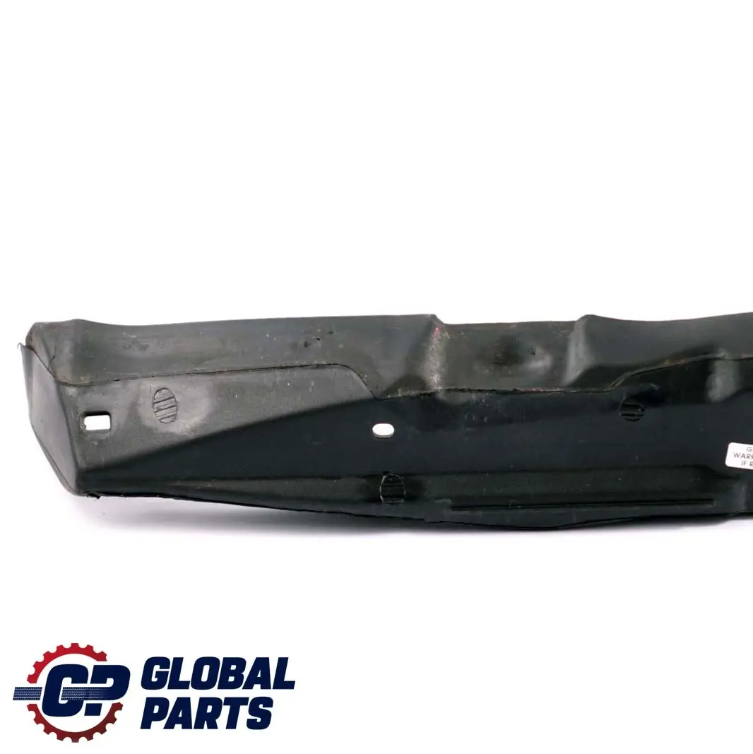 Protezione parafango in plastica anteriore destra per Mercedes C W203 con numero di parte A2038890225 Mercedes C W203 Protezione parafango in plastica anteriore destra - SKU A2038890225 - Numero di parte A2038890225