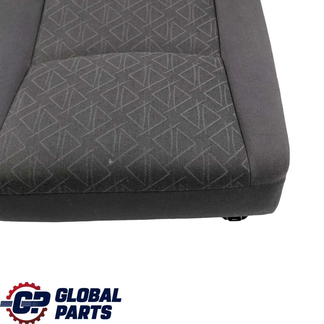 Kanapa siedzisko prawe sedan kombi do MERCEDES C W203 o numerze A2039203246 MERCEDES C W203 Kanapa siedzisko prawe sedan kombi - SKU A2039203246 - Numer Części A2039203246