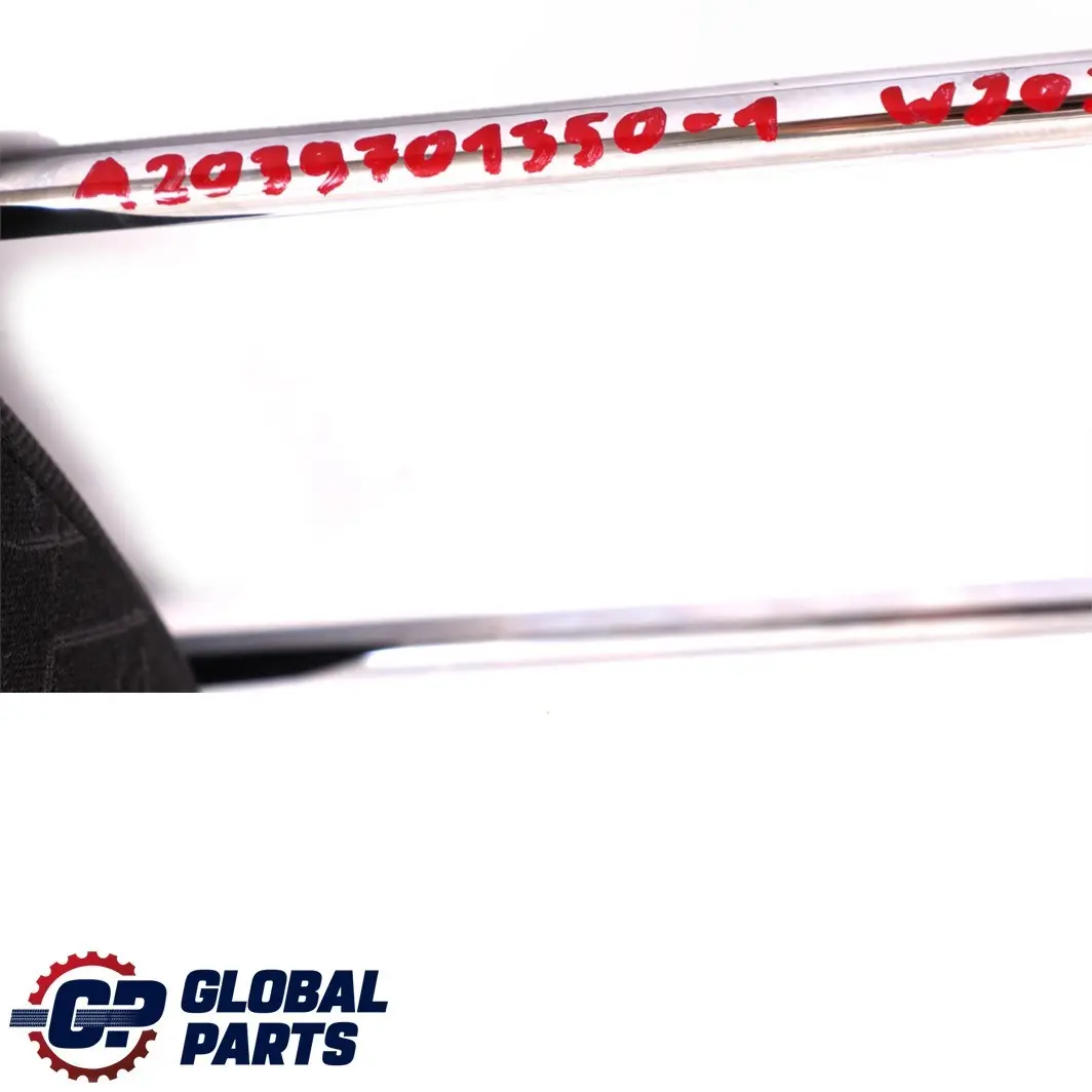 Mercedes-Benz C-Klasse W203 Vordersitz Kopfstütze Stoff Schwarz Anthrazit für mit Teilenummer A2039701350 Mercedes-Benz C-Klasse W203 Vordersitz Kopfstütze Stoff Schwarz Anthrazit - SKU A2039701350-1 - Teilenummer A2039701350