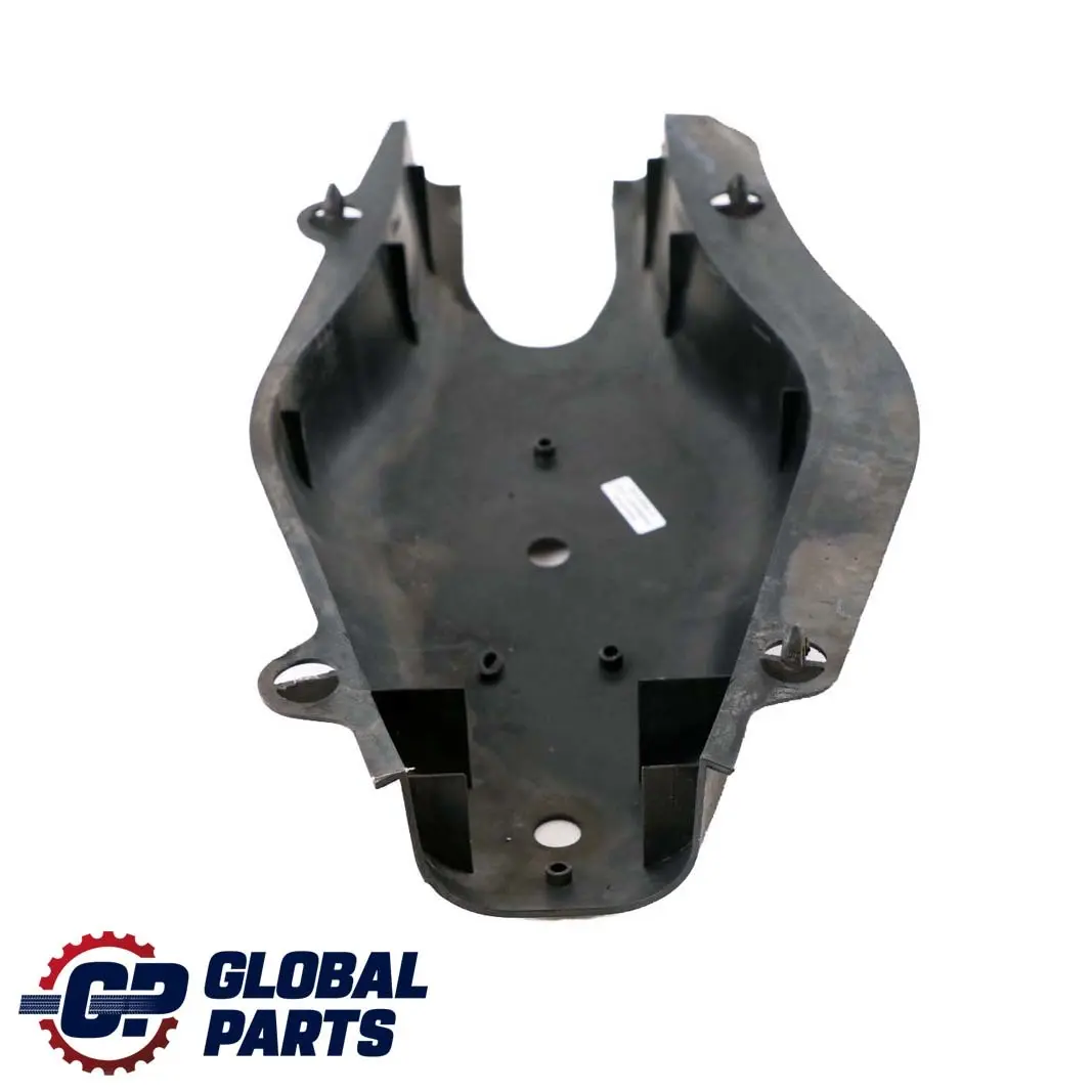 Mercedes-Benz W204 W207 W212 Hinten Schraubenfeder Abdeckung Rechts  - SKU A2043521688 - Teilenummer A2043521688