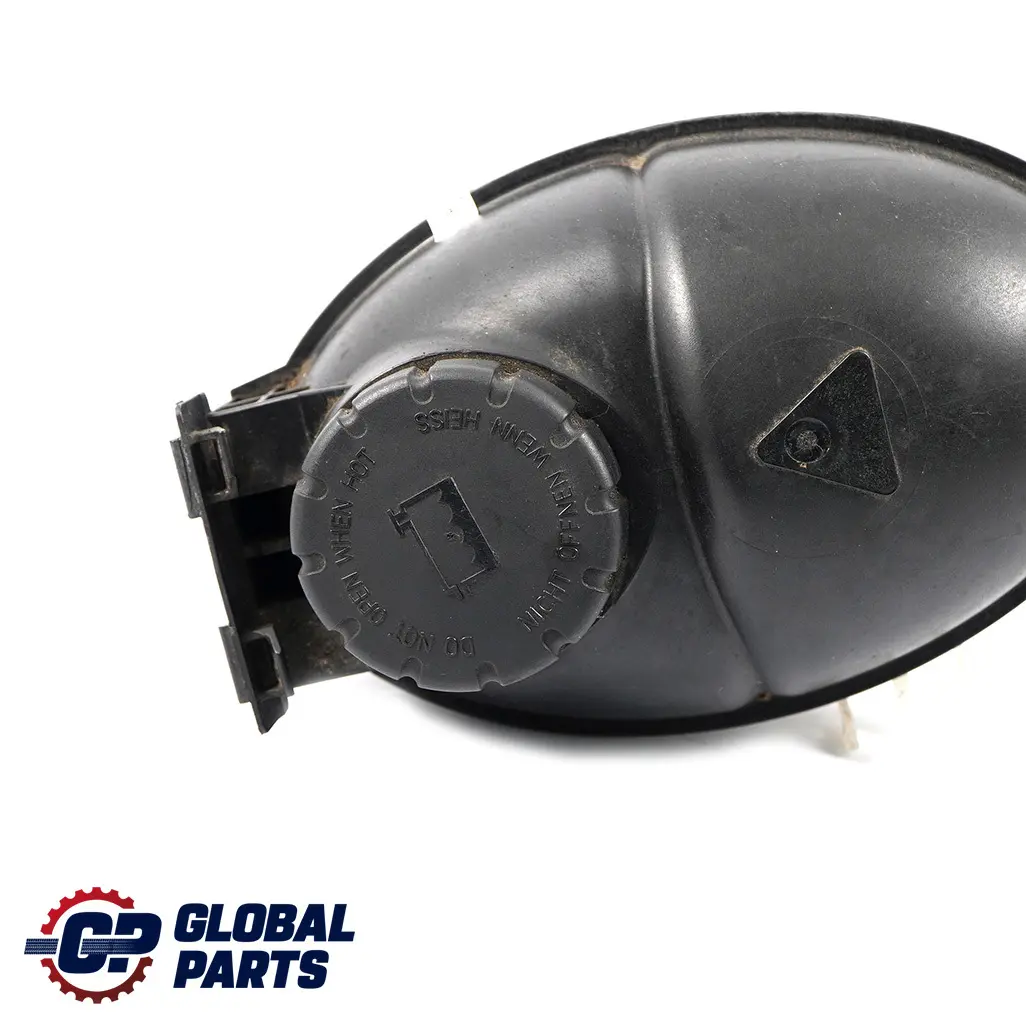 Réservoir d'expansion du liquide de refroidissement pour Mercedes W204 à propos du numéro de pièce A2045000049 Mercedes W204 Réservoir d'expansion du liquide de refroidissement - SKU A2045000049 - Numéro de pièce A2045000049