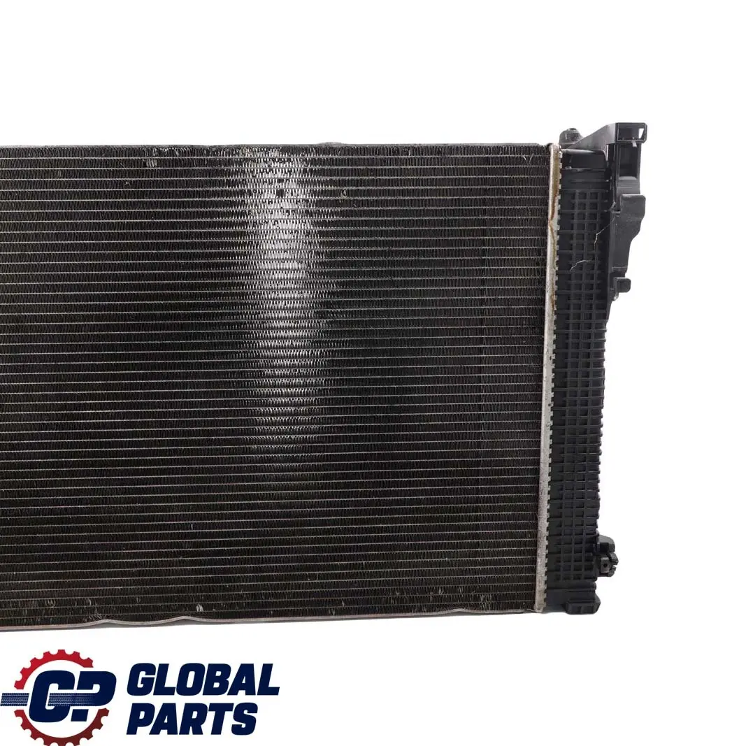 Mercedes W204 W207 W212 Radiador De refrigeracion De aire del motor - SKU A2045004303 - Número de pieza A2045004303