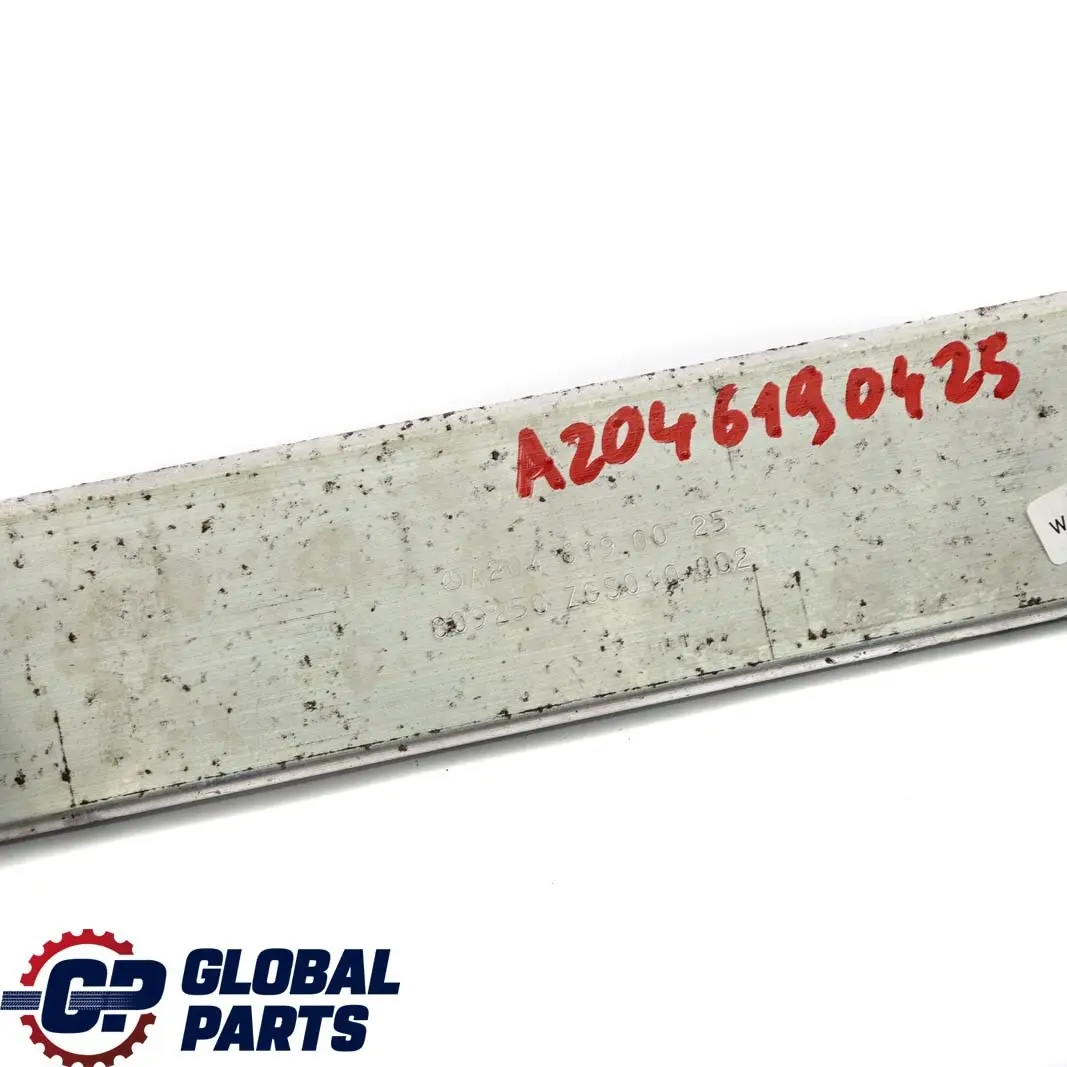 W207 Auspuffversteifung Federbeinhalterung für Mercedes C E W204 mit Teilenummer A2046190425 Mercedes C E W204 W207 Auspuffversteifung Federbeinhalterung - SKU A2046190425 - Teilenummer A2046190425