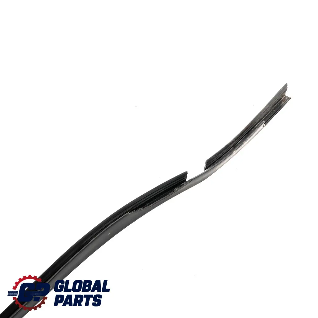 Mercedes-Benz C W204 Sello Izquierdo Superior Portallantas Subchasis Delantero para con número de pieza A2046261952 Mercedes-Benz C W204 Sello Izquierdo Superior Portallantas Subchasis Delantero - SKU A2046261952 - Número de pieza A2046261952