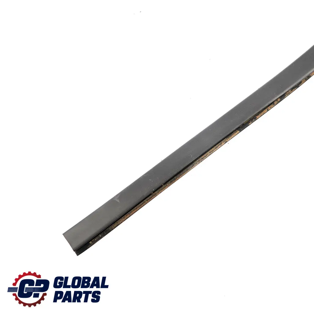  Mercedes-Benz W204 Guarnizione Dx Portapacchi Passaruota Anteriore Hilfsrahme - SKU A2046262052 - Numero di parte A2046262052