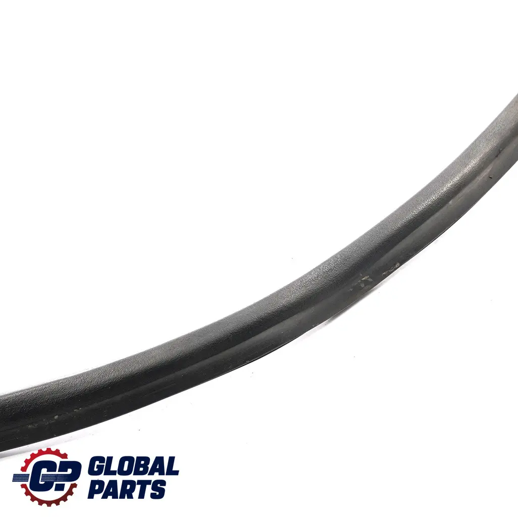 Mercedes W204 Partition Moteur Avant Joint Caoutchouc - SKU A2046280198 - Numéro de pièce A2046280198