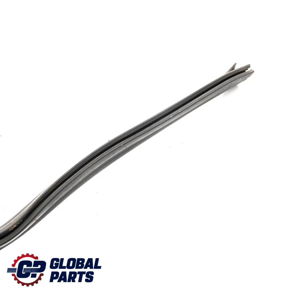 Mercedes W204 Partition Moteur Avant Joint Caoutchouc - SKU A2046280198 - Numéro de pièce A2046280198