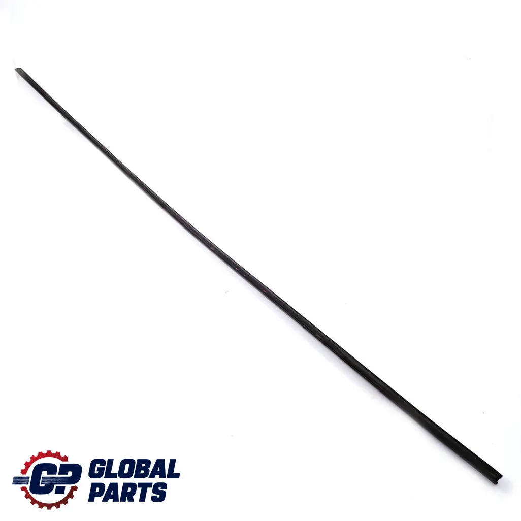 Mercedes Benz Classe C W204 Copertura Parabrezza Sopra Guarnizione - SKU A2046710620 - Numero di parte A2046710620