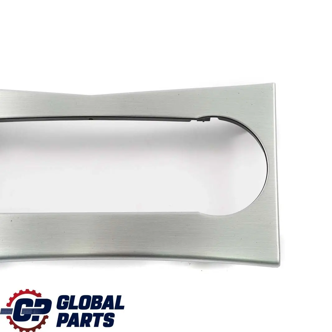  Mercedes-Benz W204 Console Bedienfeldrahmen AluMiniu - SKU A2046800490 - Numéro de pièce A2046800490