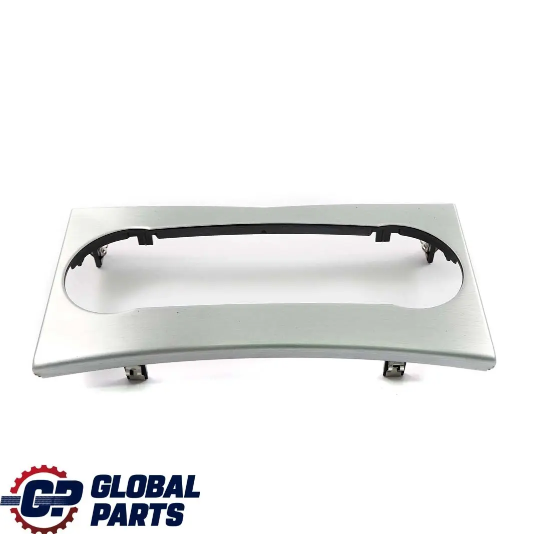  Mercedes-Benz W204 Console Bedienfeldrahmen AluMiniu - SKU A2046800490 - Numéro de pièce A2046800490