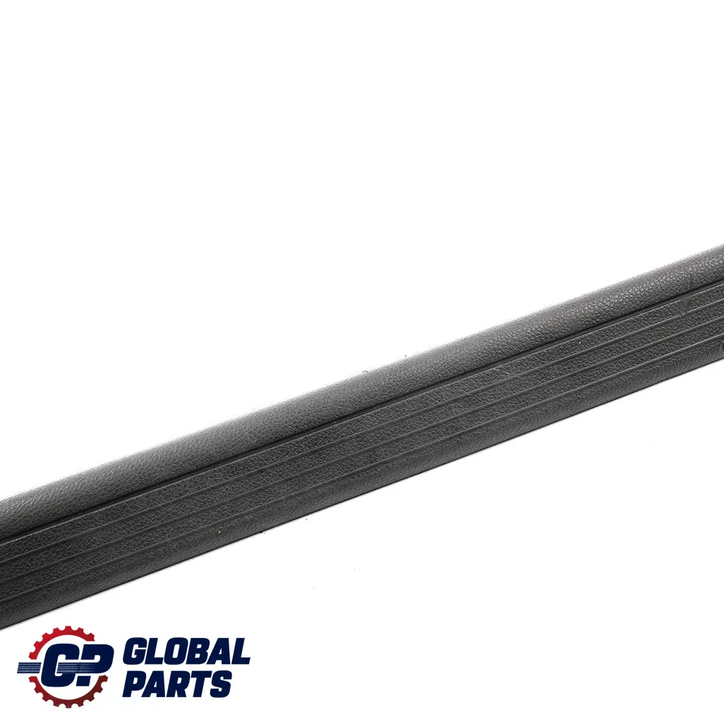 Mercedes Clase C W204 Rail Delantero Izquierdo Interior Puerta Tapa - SKU A2046860136 - Número de pieza A2046860136