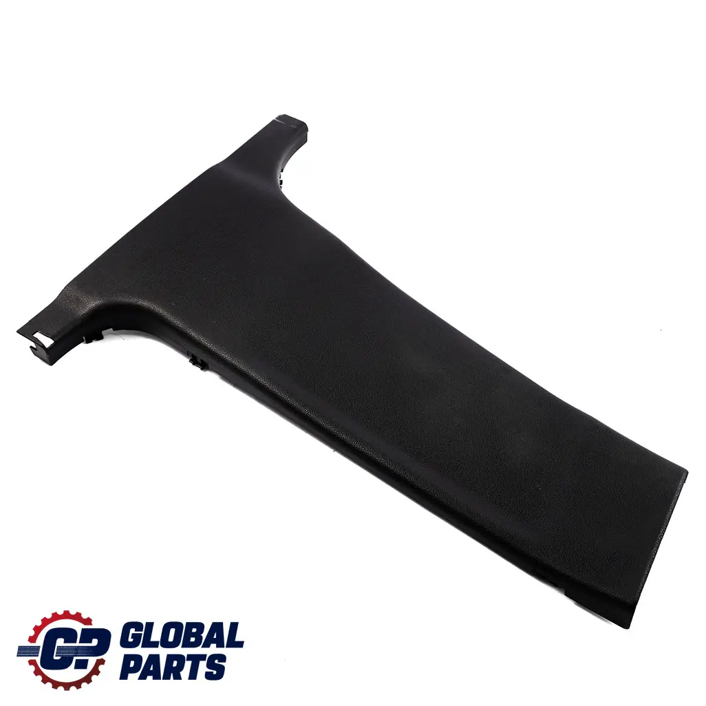 Embellecedor Pilar B Inferior Derecho O/S para Mercedes W204 con número de pieza A2046900425 Mercedes W204 Embellecedor Pilar B Inferior Derecho O/S - SKU A2046900425 - Número de pieza A2046900425