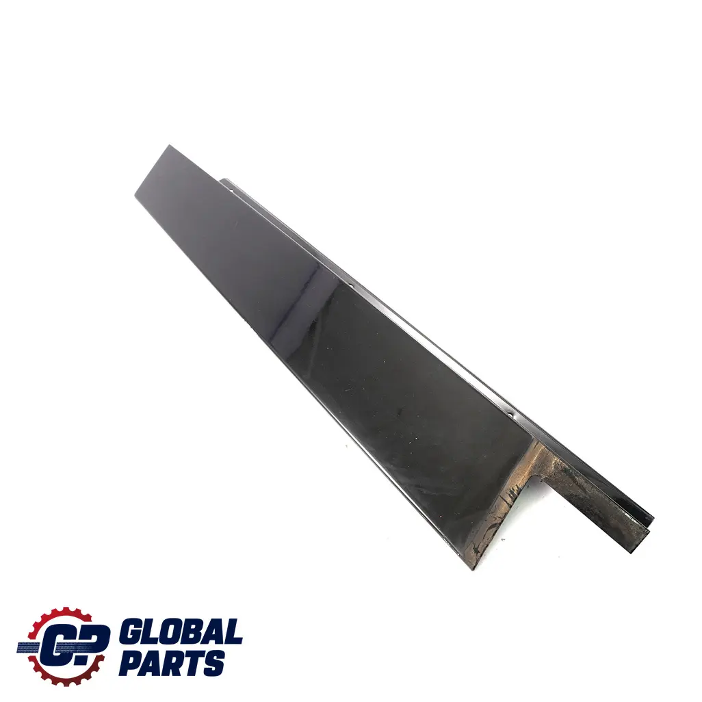 Embellecedor Del Pilar B De Puerta Trasera Izquierda para Mercedes W204 con número de pieza A2046902187 Mercedes W204 Embellecedor Del Pilar B De Puerta Trasera Izquierda - SKU A2046902187 - Número de pieza A2046902187