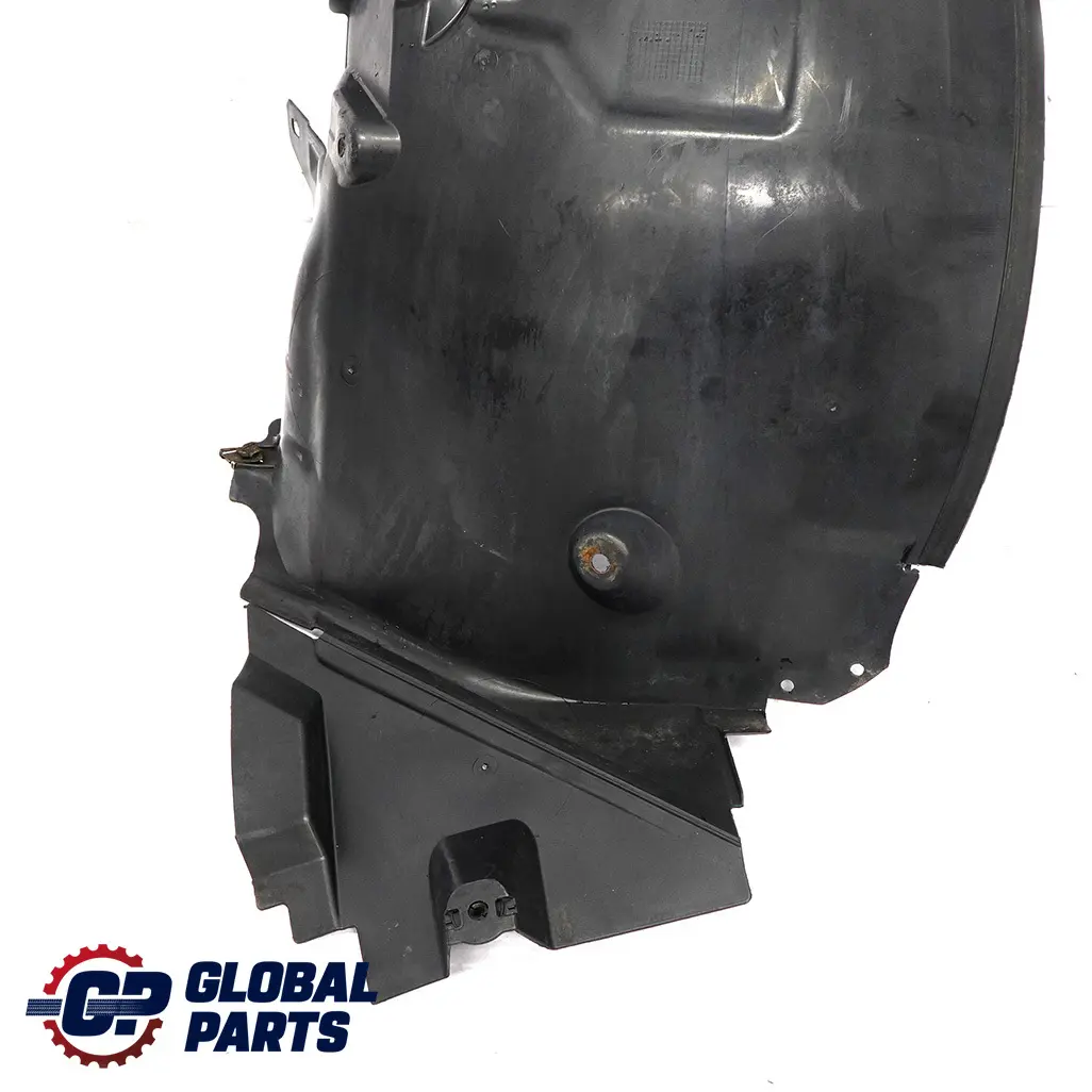 Mercedes W204 Garniture De Passage Roue Avant Droite Panneau Arrière - SKU A2046902830 - Numéro de pièce A2046902830
