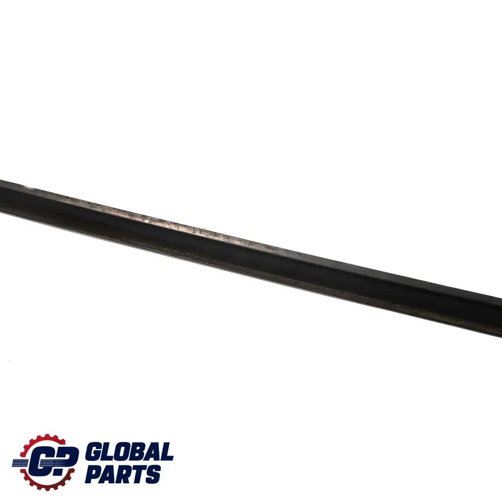  Mercedes-Benz C-Klasse W204 Vorne Links Zierleiste Türdichtungsleiste Untere - SKU A2046903562 - Teilenummer A2046903562