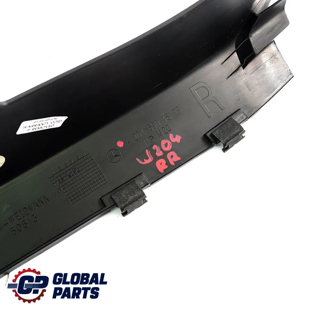Striscia Di Copertura Ingresso Posteriore Destro Trim per Mercedes W204 con numero di parte A2046903825 Mercedes W204 Striscia Di Copertura Ingresso Posteriore Destro Trim - SKU A2046903825 - Numero di parte A2046903825