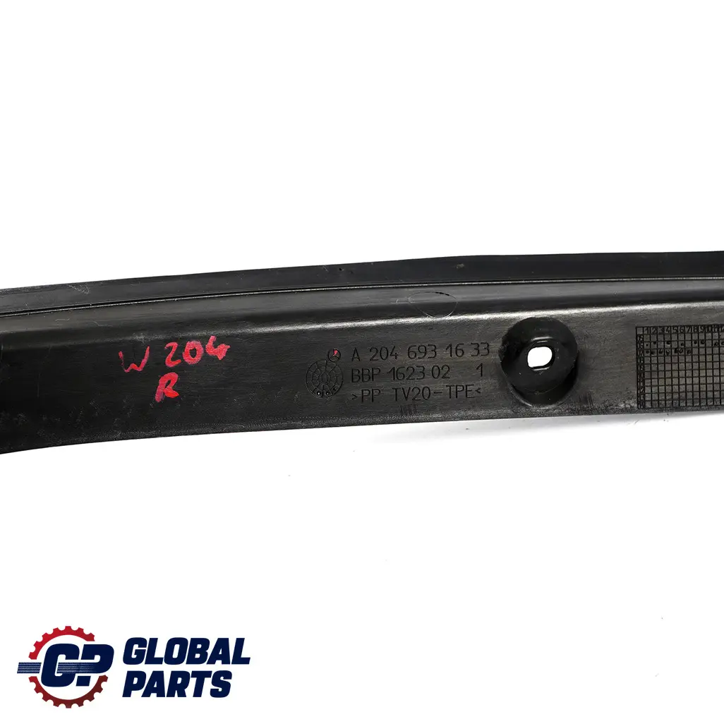 Tapa trasera derecha maletero para Mercedes W204 con número de pieza A2046931633 Mercedes W204 Tapa trasera derecha maletero - SKU A2046931633 - Número de pieza A2046931633