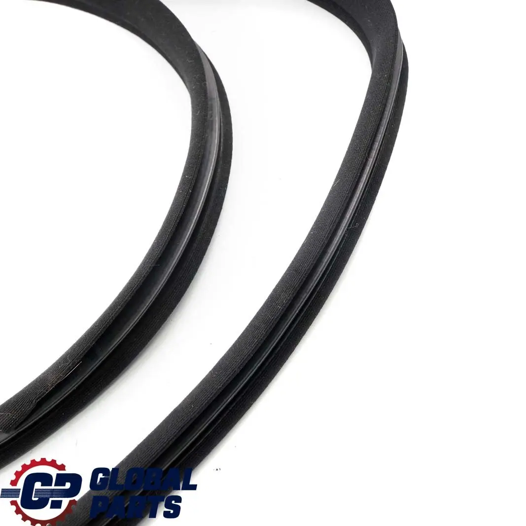  Mercedes-Benz W204 Guarnizione Portiera Telaio Posteriore SX Destra A204697015 - SKU A2046970151 - Numero di parte A2046970151
