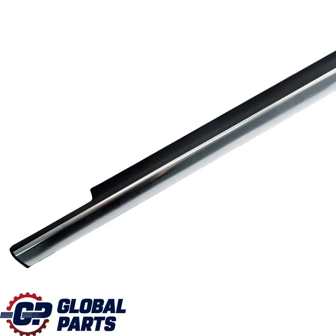 Listón Cromado Ventana Puerta Delantera Lado Derecho para Mercedes W204 con número de pieza A2047251665 Mercedes W204 Listón Cromado Ventana Puerta Delantera Lado Derecho - SKU A2047251665 - Número de pieza A2047251665