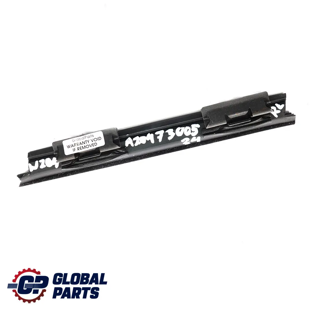 Mercedes-Benz C W204 Rear Left Window Rail Sealing Strip Trim para con número de pieza A2047300524 Mercedes-Benz C W204 Rear Left Window Rail Sealing Strip Trim - SKU A2047300524 - Número de pieza A2047300524