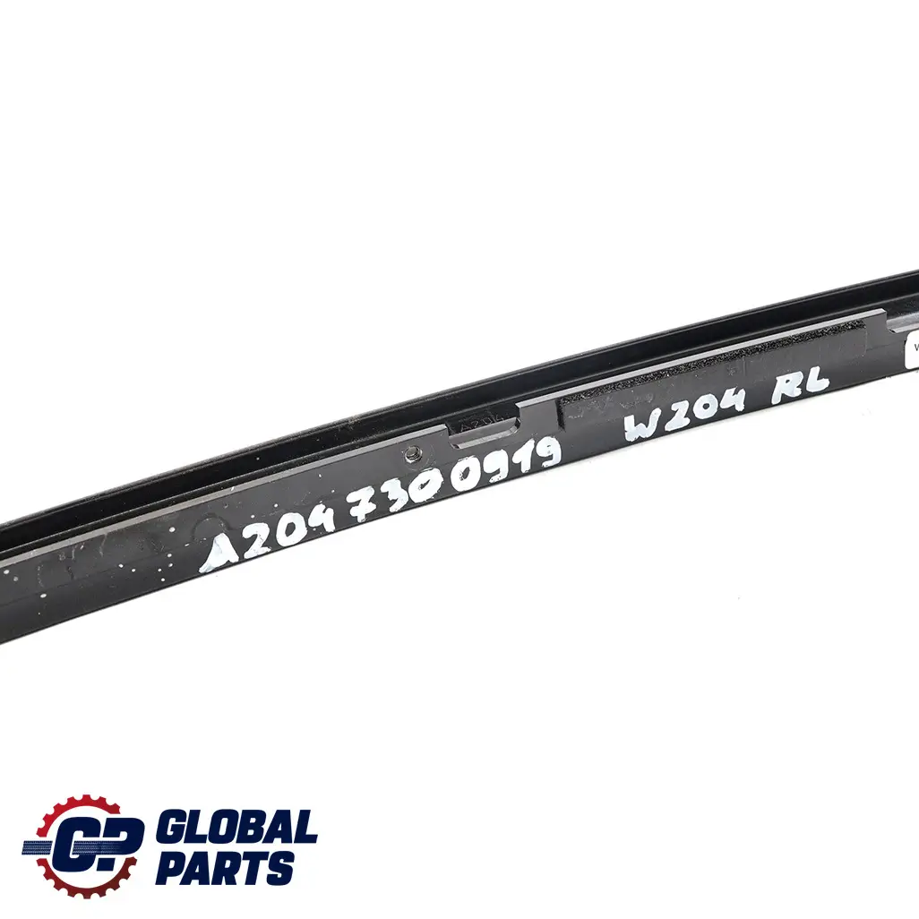 Benz Classe C W204 Porta Posteriore Sinistra Binario Finestra per Mercedes con numero di parte A2047300919 Mercedes Benz Classe C W204 Porta Posteriore Sinistra Binario Finestra - SKU A2047300919 - Numero di parte A2047300919
