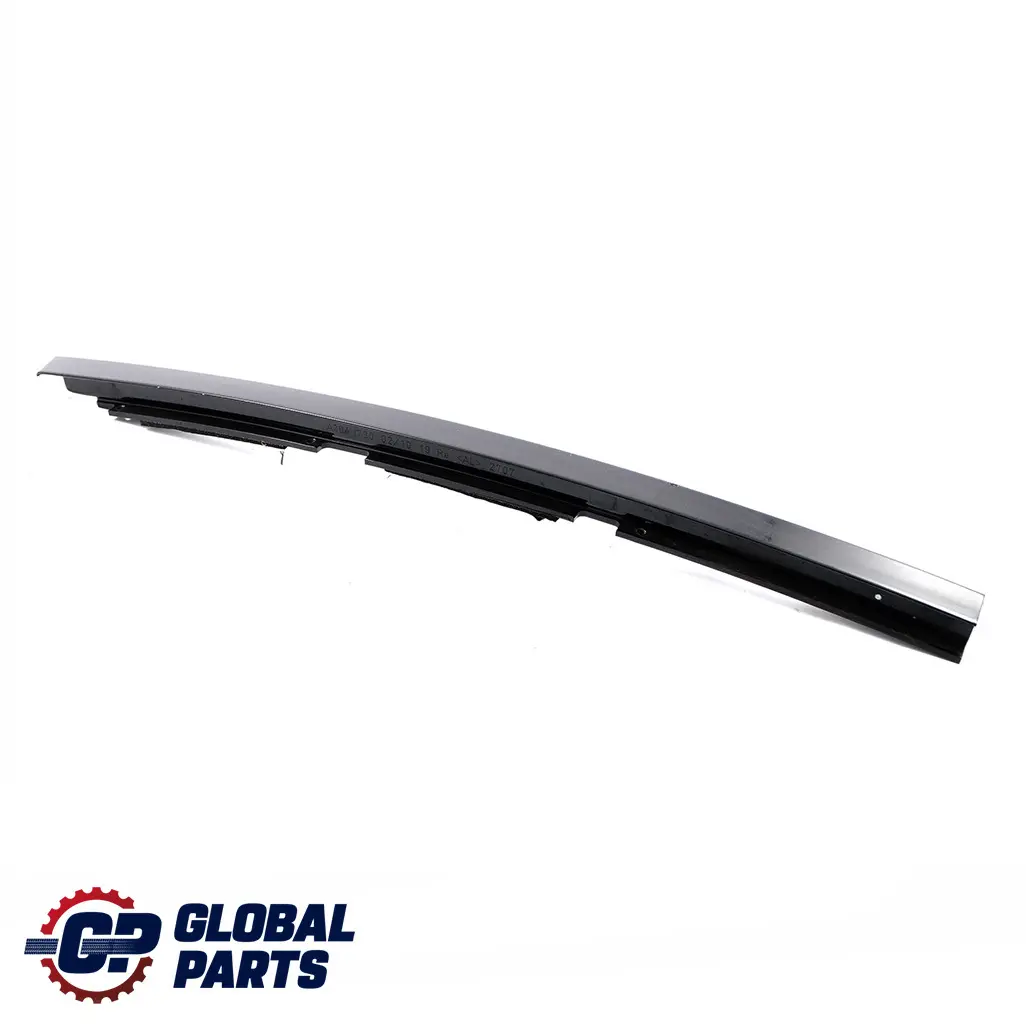 Mercedes W204 Puerta Trasera Derecha Ventana Barra de Vidrio Guía de Apoyo - SKU A2047301019 - Número de pieza A2047301019