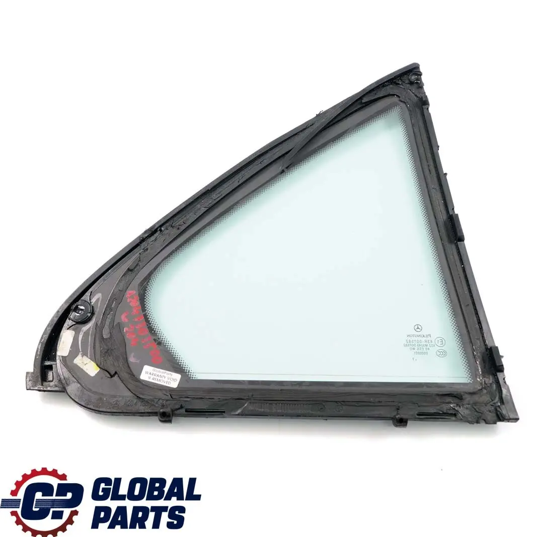 Hinten Links Glas Dreieck Scheibe AS2 für Mercedes W204 mit Teilenummer A2047303500 Mercedes W204 Hinten Links Glas Dreieck Scheibe AS2 - SKU A2047303500 - Teilenummer A2047303500