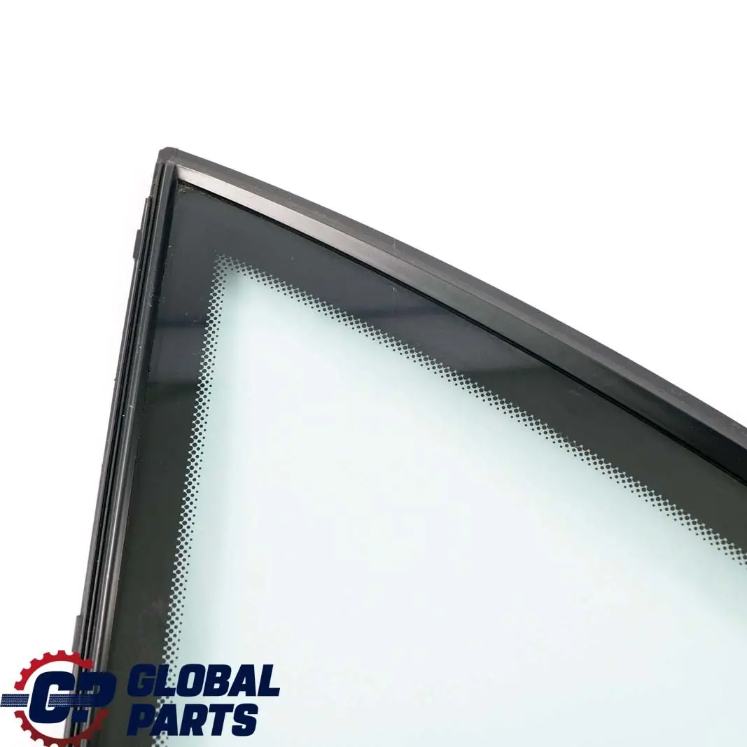 Hinten Links Glas Dreieck Scheibe AS2 für Mercedes W204 mit Teilenummer A2047303500 Mercedes W204 Hinten Links Glas Dreieck Scheibe AS2 - SKU A2047303500 - Teilenummer A2047303500