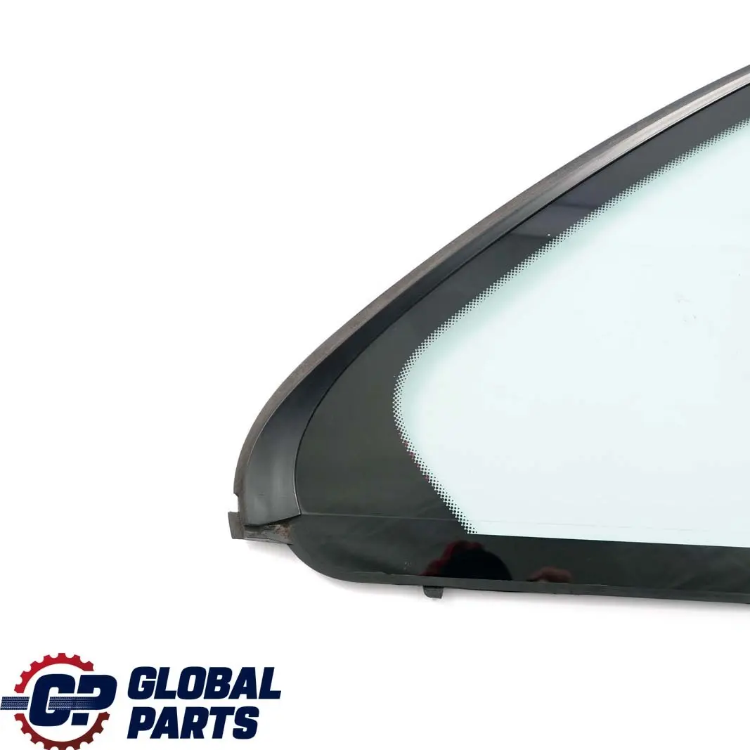 Trasero Derecho Quarter Side Window Verde Vidrio AS2 para Mercedes W204 con número de pieza A2047303600 Mercedes W204 Trasero Derecho Quarter Side Window Verde Vidrio AS2 - SKU A2047303600 - Número de pieza A2047303600