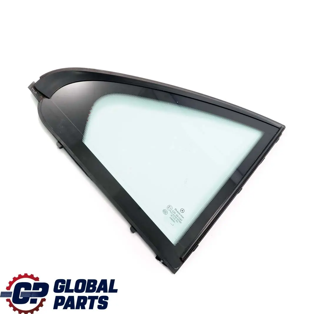 Mercedes W204 Finestra laterale posteriore destra quarto vetro verde AS2 - SKU A2047303600 - Numero di parte A2047303600