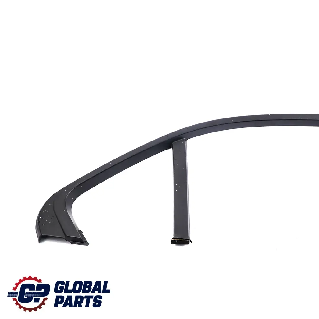 Copertura cornice finestrino porta posteriore sinistra N/S per Mercedes W204 Berlina con numero di parte A2047350171 Mercedes W204 Berlina Copertura cornice finestrino porta posteriore sinistra N/S - SKU A2047350171 - Numero di parte A2047350171