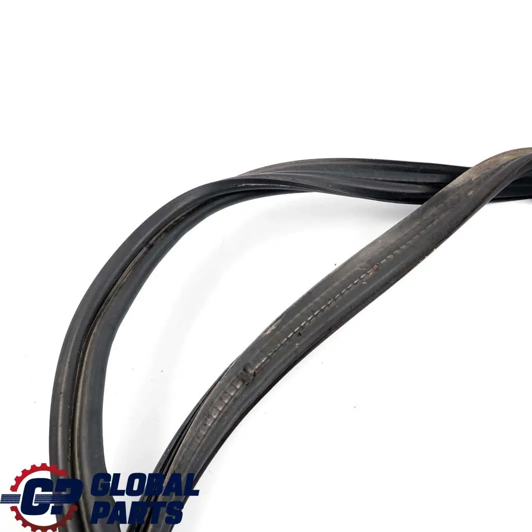 Junta De Sellado Tapa Maletero Trasera para Mercedes W204 con número de pieza A2047500298 Mercedes W204 Junta De Sellado Tapa Maletero Trasera - SKU A2047500298 - Número de pieza A2047500298