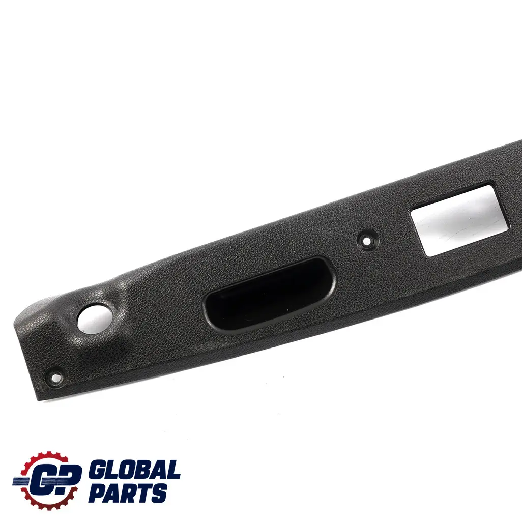 Mercedes W204 Puerta Trasera Tronco Manija Tailgate Trim Panel - SKU A2047580002 - Número de pieza A2047580002
