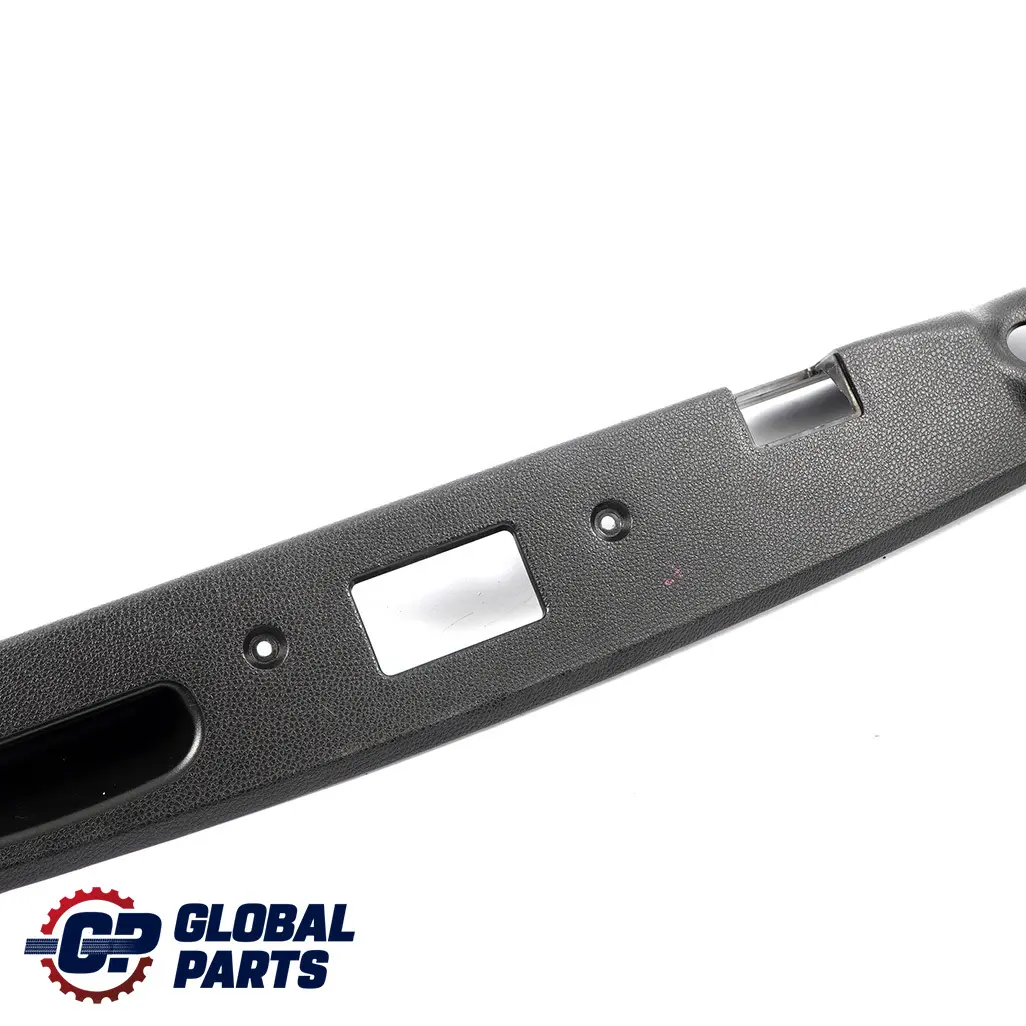 Mercedes W204 Puerta Trasera Tronco Manija Tailgate Trim Panel - SKU A2047580002 - Número de pieza A2047580002