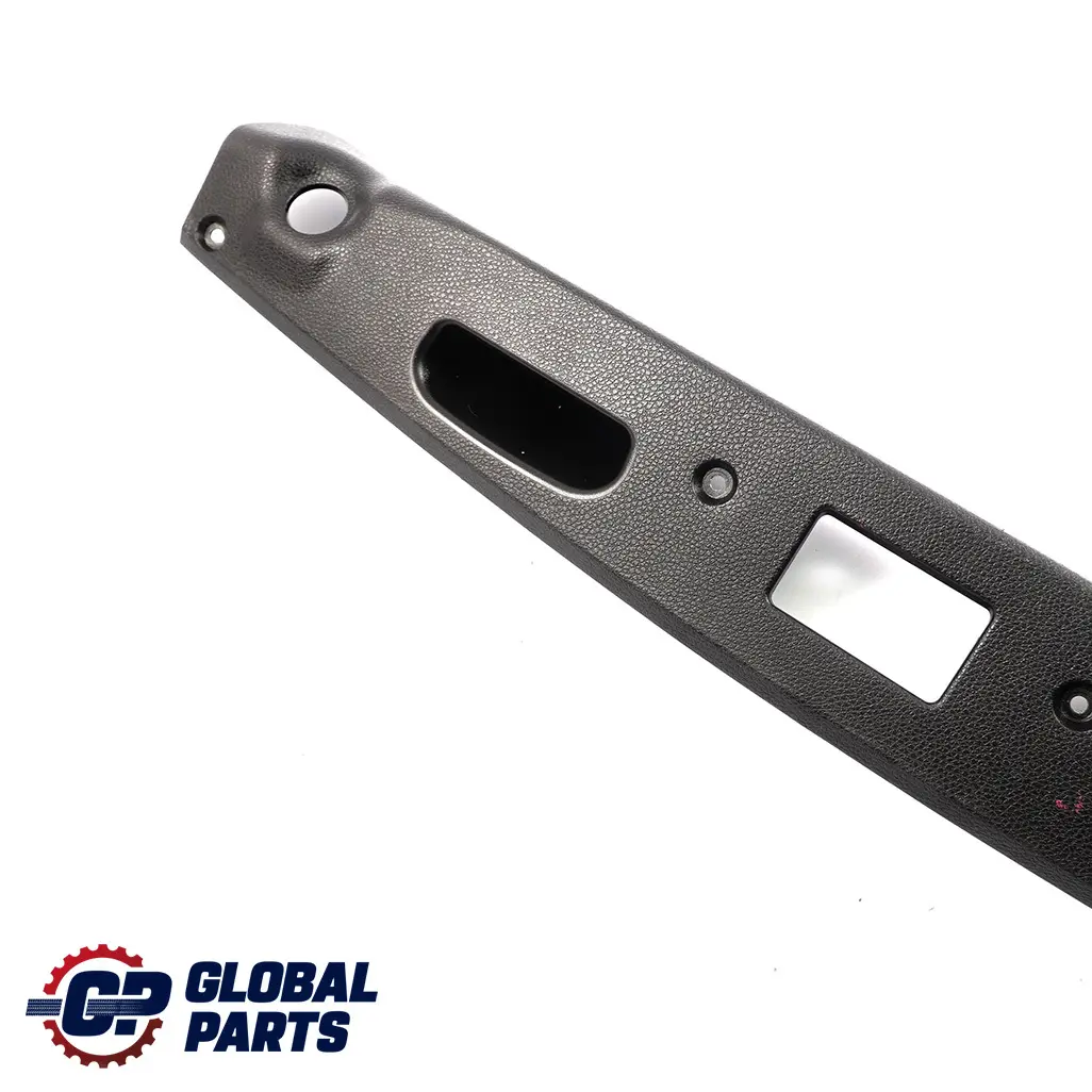 Puerta Trasera Tronco Manija Tailgate Trim Panel para Mercedes W204 con número de pieza A2047580002 Mercedes W204 Puerta Trasera Tronco Manija Tailgate Trim Panel - SKU A2047580002 - Número de pieza A2047580002