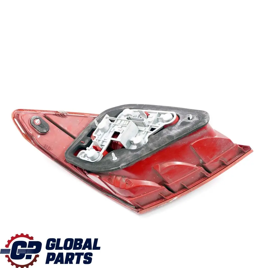Mercedes W204 Hinten links Rücklicht Lampe Seite Panel - SKU A2048202964 - Teilenummer A2048202964
