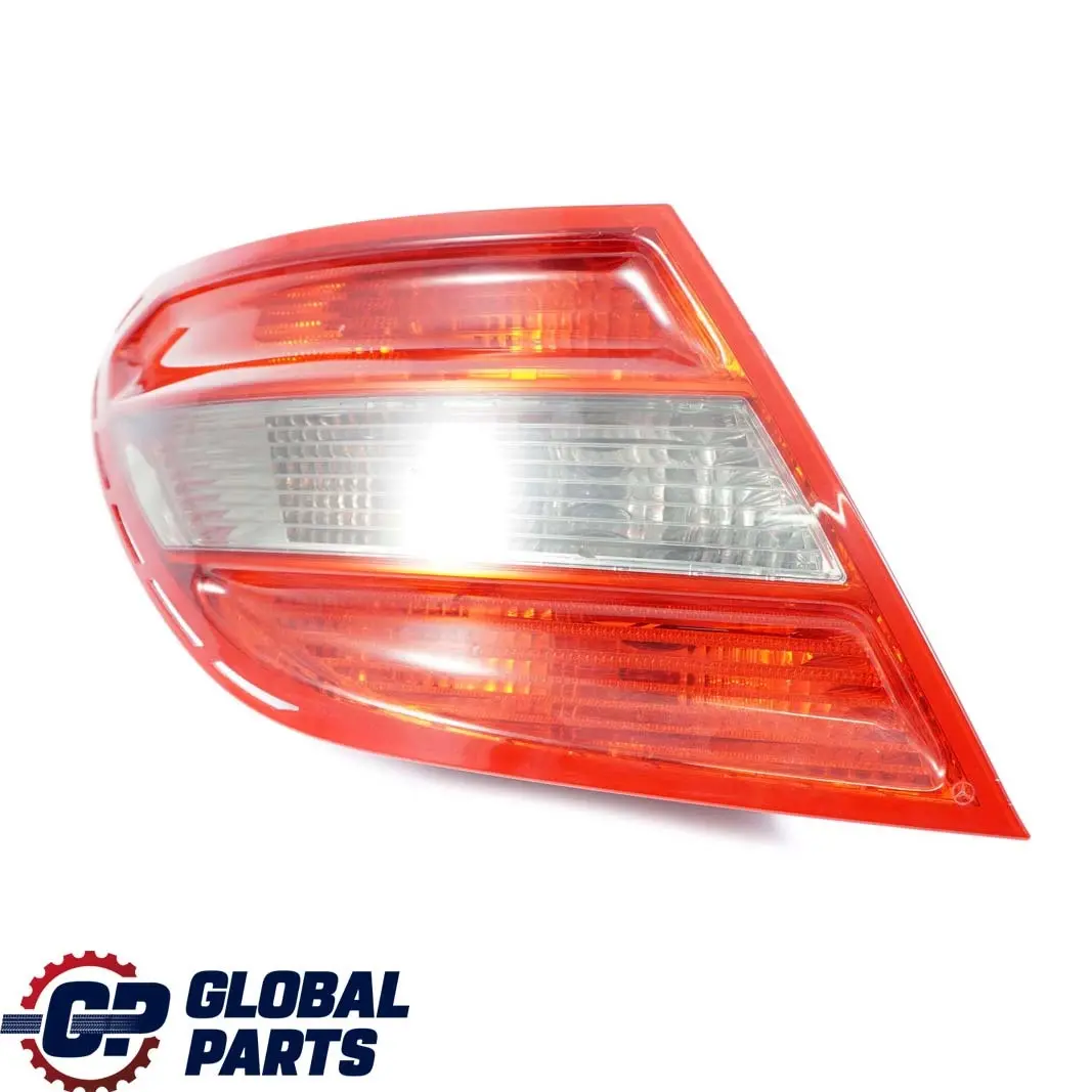 Mercedes W204 Hinten links Rücklicht Lampe Seite Panel - SKU A2048202964 - Teilenummer A2048202964