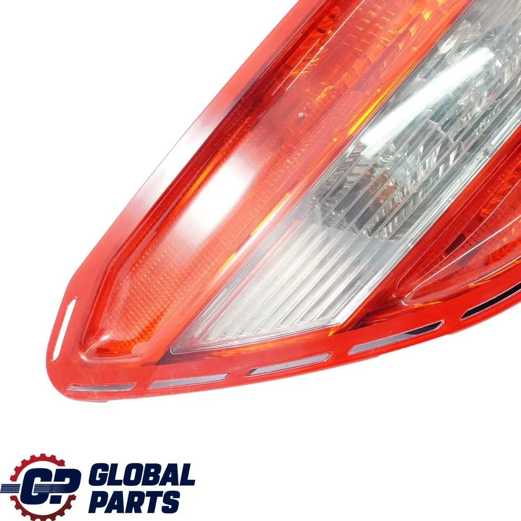 Mercedes W204 Hinten links Rücklicht Lampe Seite Panel - SKU A2048202964 - Teilenummer A2048202964