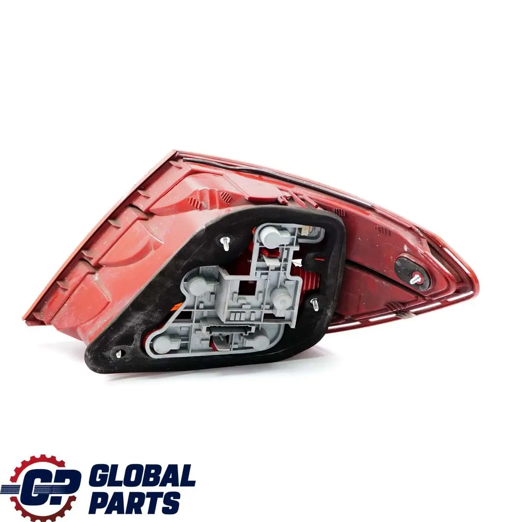 Mercedes W204 Hinten links Rücklicht Lampe Seite Panel - SKU A2048202964 - Teilenummer A2048202964
