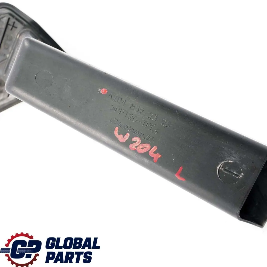 W207 Capó delantero izquierdo Manguera drenaje de agua para Mercedes W204 con número de pieza A2048322325 Mercedes W204 W207 Capó delantero izquierdo Manguera drenaje de agua - SKU A2048322325 - Número de pieza A2048322325