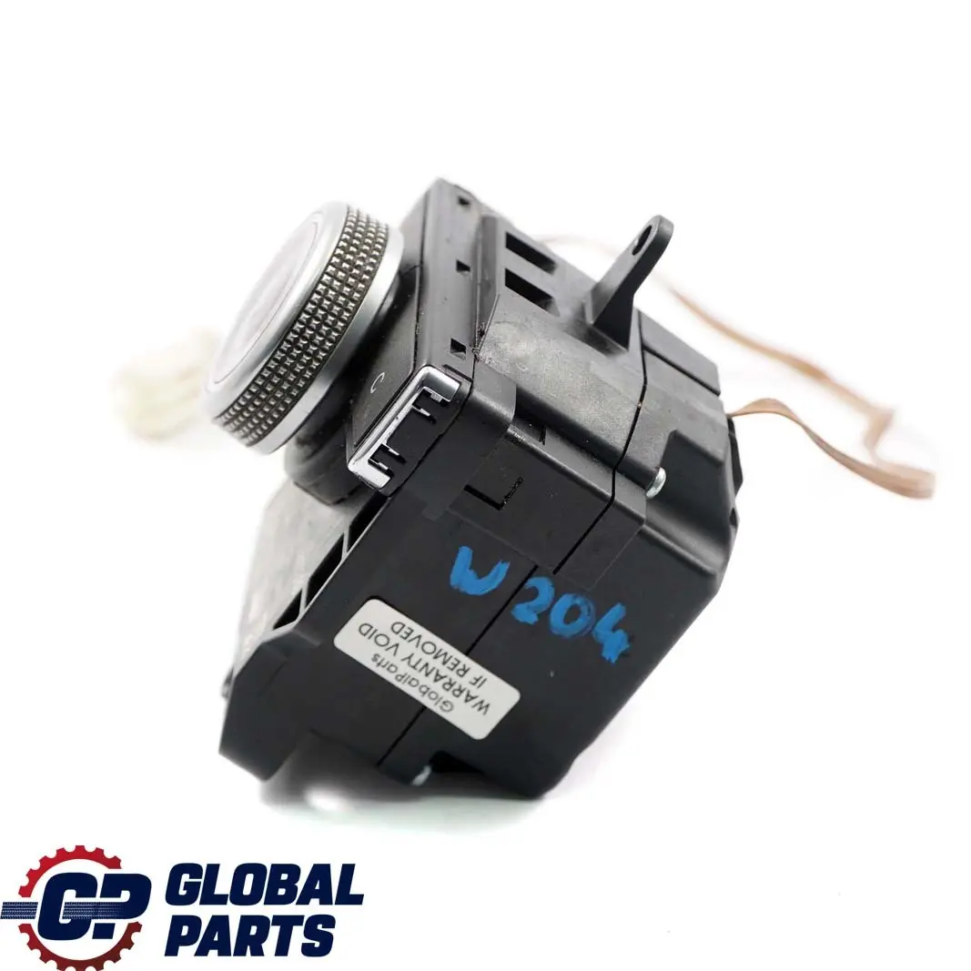 Mercedes-Benz W204 Bouton Funksteuerungsfunktion pour à propos du numéro de pièce A2048702058 Mercedes-Benz W204 Bouton Funksteuerungsfunktion - SKU A2048702058 - Numéro de pièce A2048702058