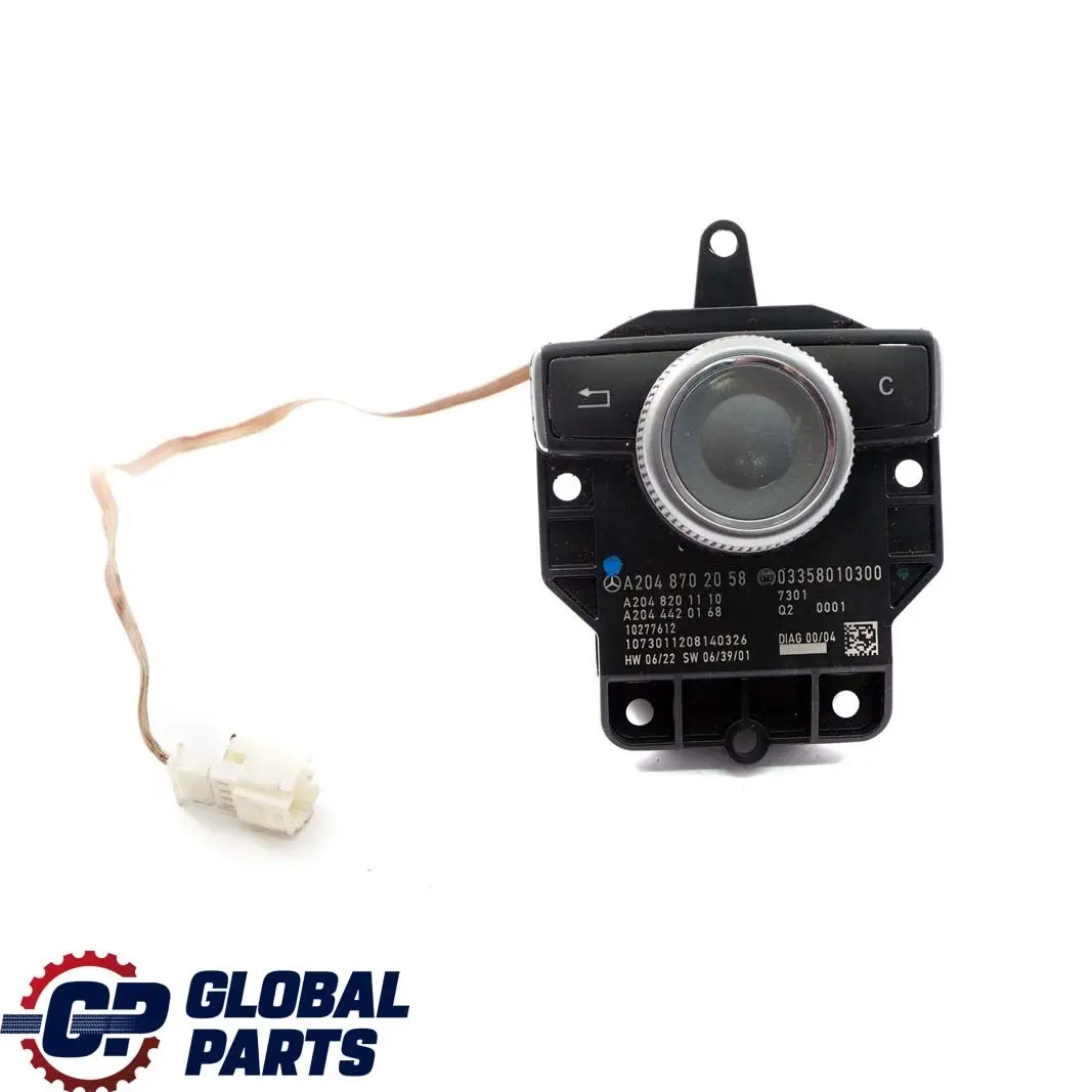 Mercedes-Benz W204 Bouton Funksteuerungsfunktion pour à propos du numéro de pièce A2048702058 Mercedes-Benz W204 Bouton Funksteuerungsfunktion - SKU A2048702058 - Numéro de pièce A2048702058