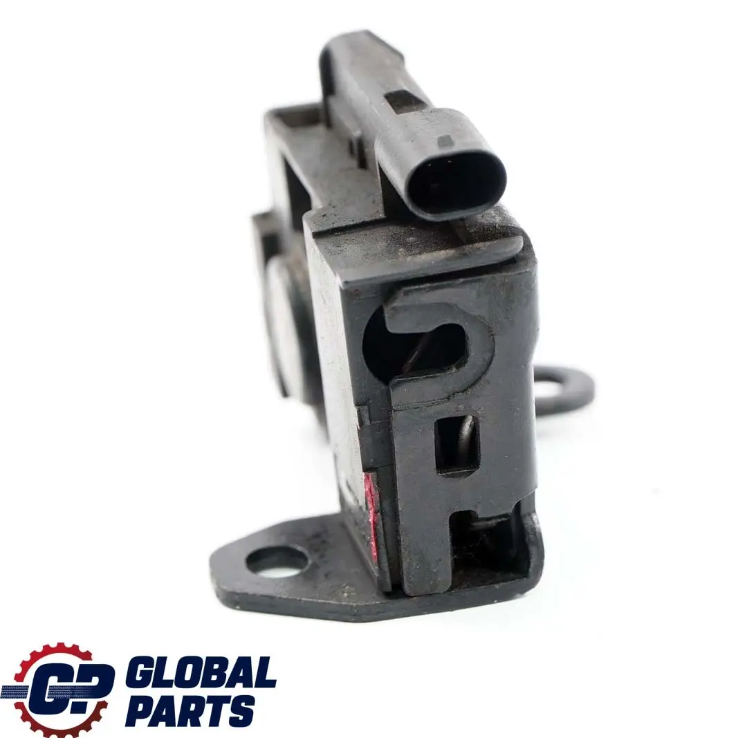 Interruttore di sicurezza dell'allarme motore per Mercedes W204 con numero di parte A2048707910 Mercedes W204 Interruttore di sicurezza dell'allarme motore - SKU A2048707910 - Numero di parte A2048707910